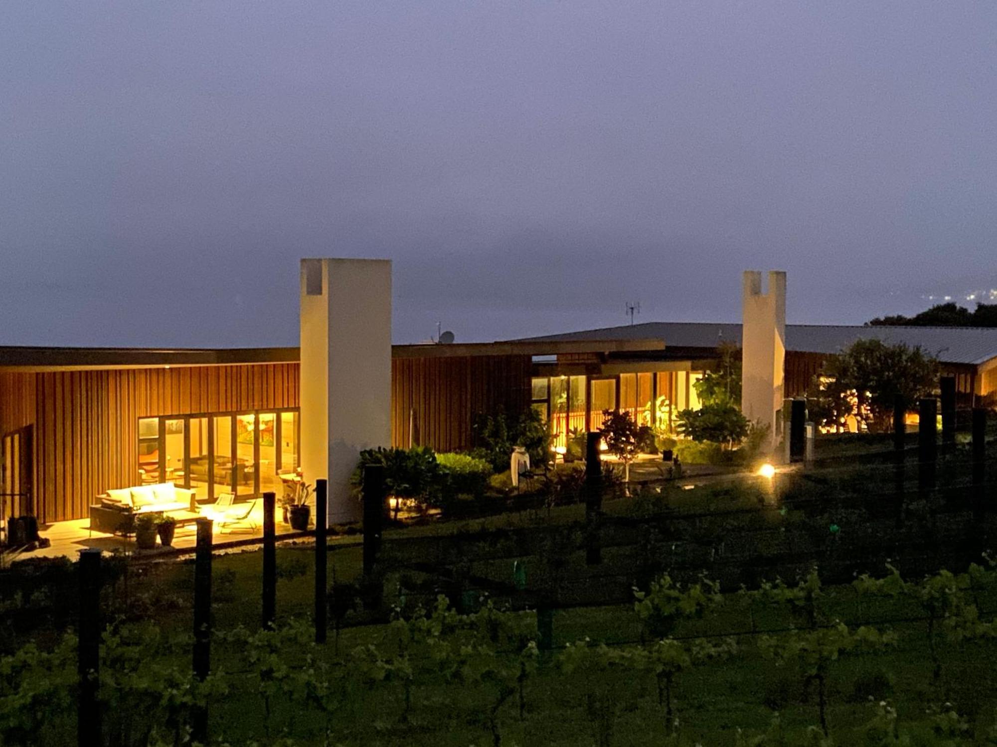 La Bodega Waiheke Island Hotel Surfdale Kültér fotó