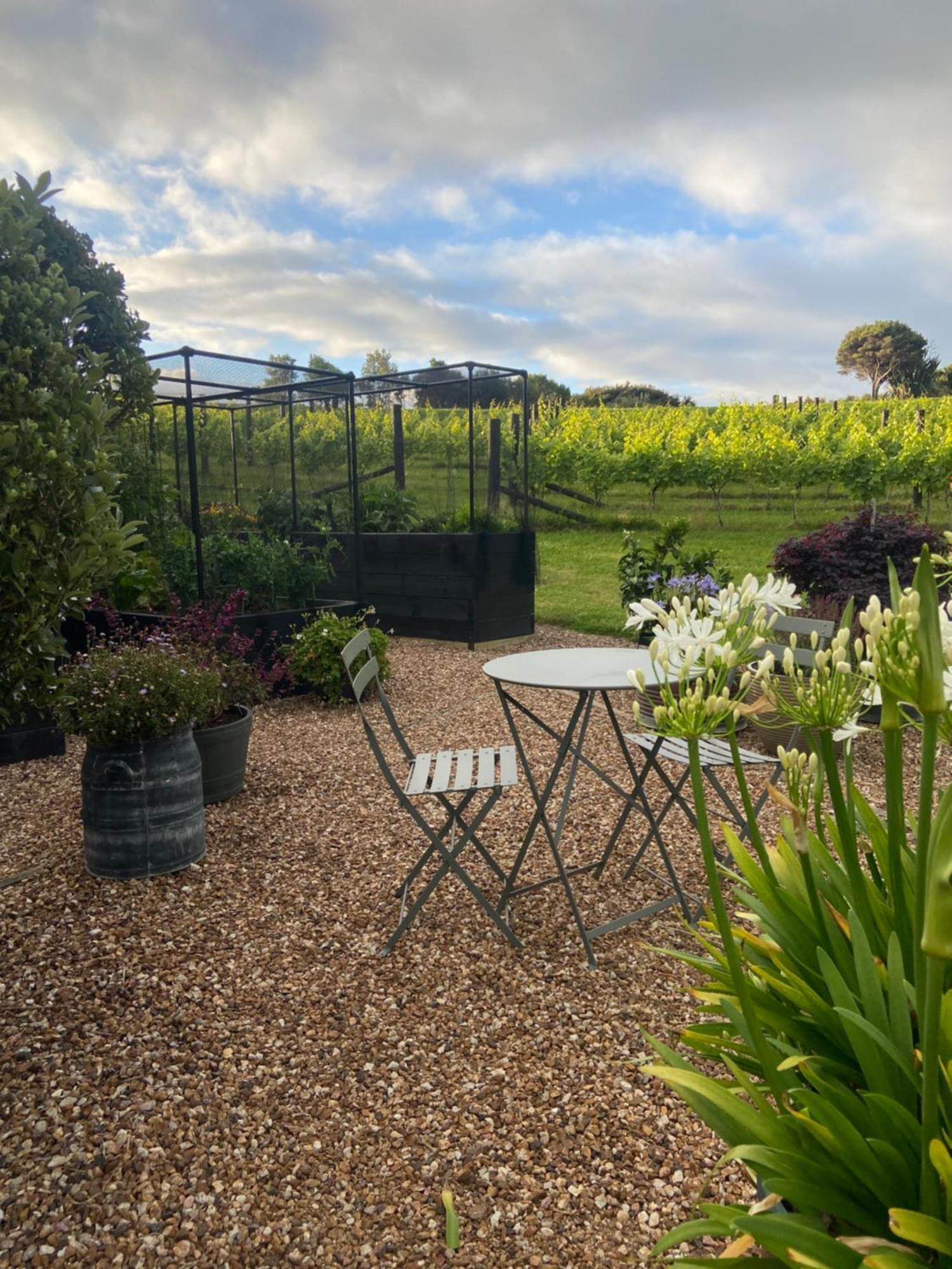La Bodega Waiheke Island Hotel Surfdale Kültér fotó