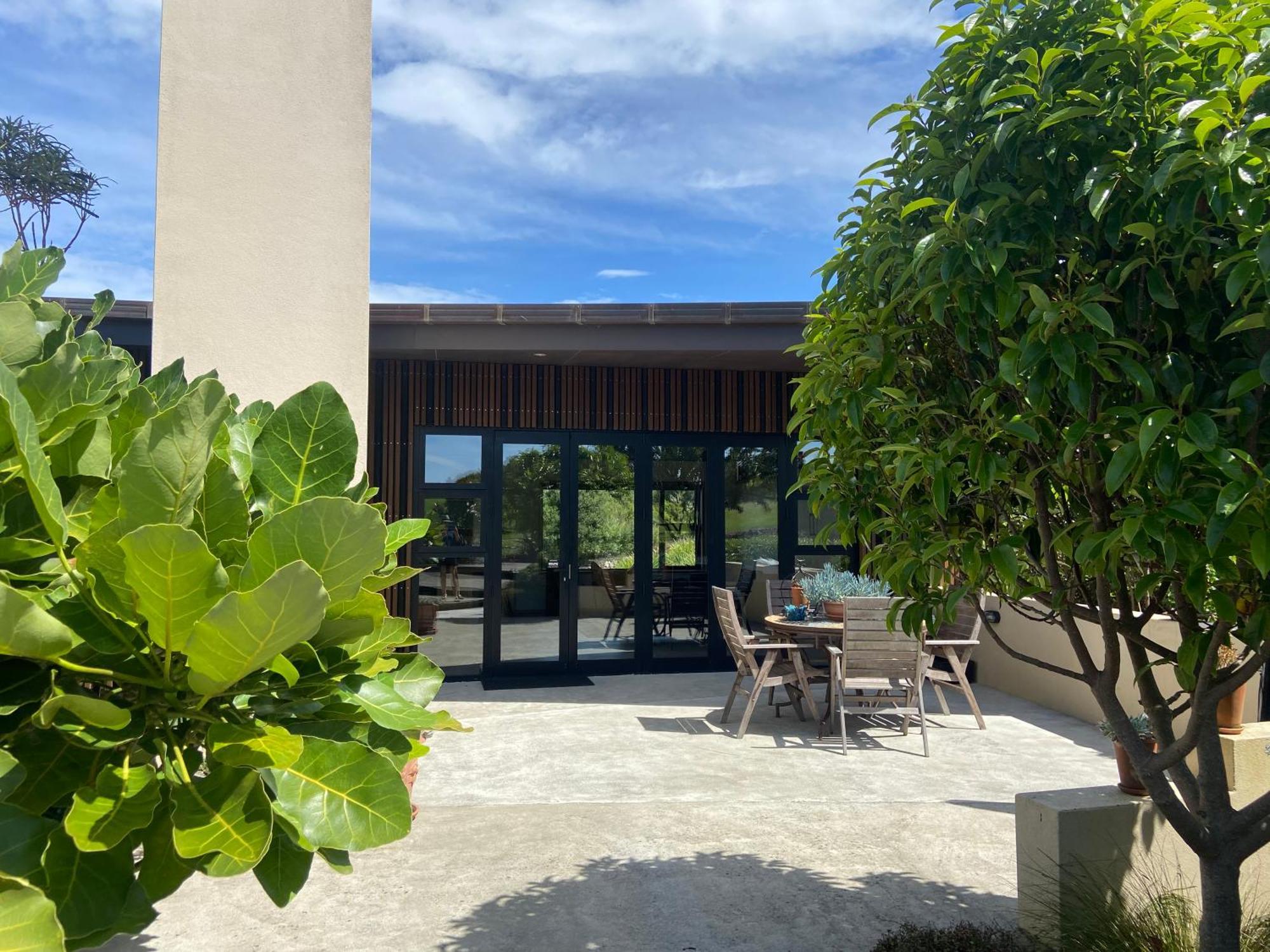 La Bodega Waiheke Island Hotel Surfdale Kültér fotó